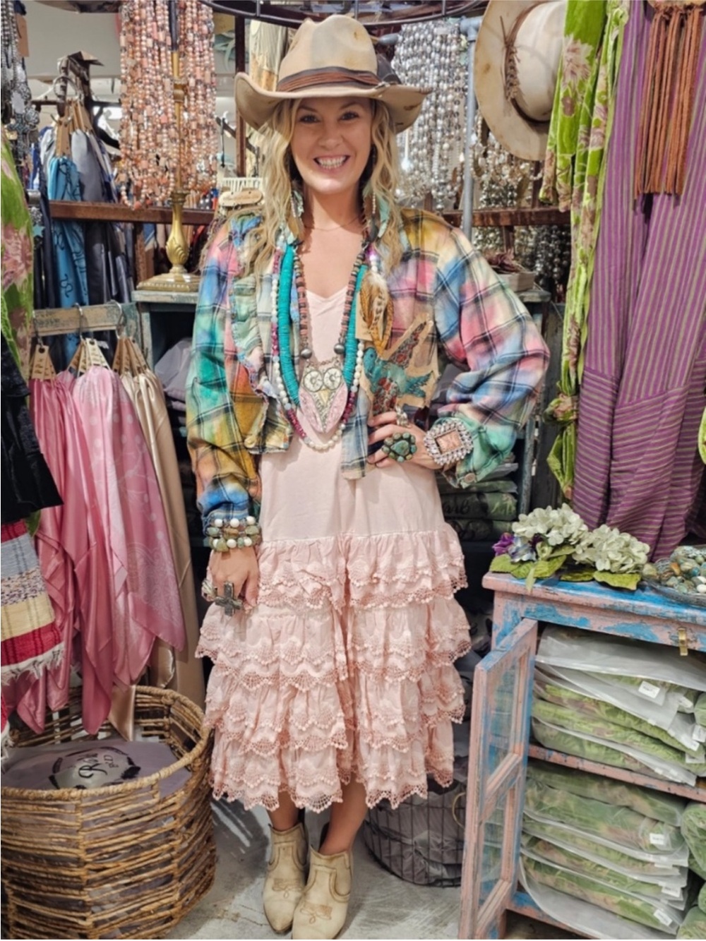 Boho Pink Lace Tiered Midi Dress S/M NWT🌷